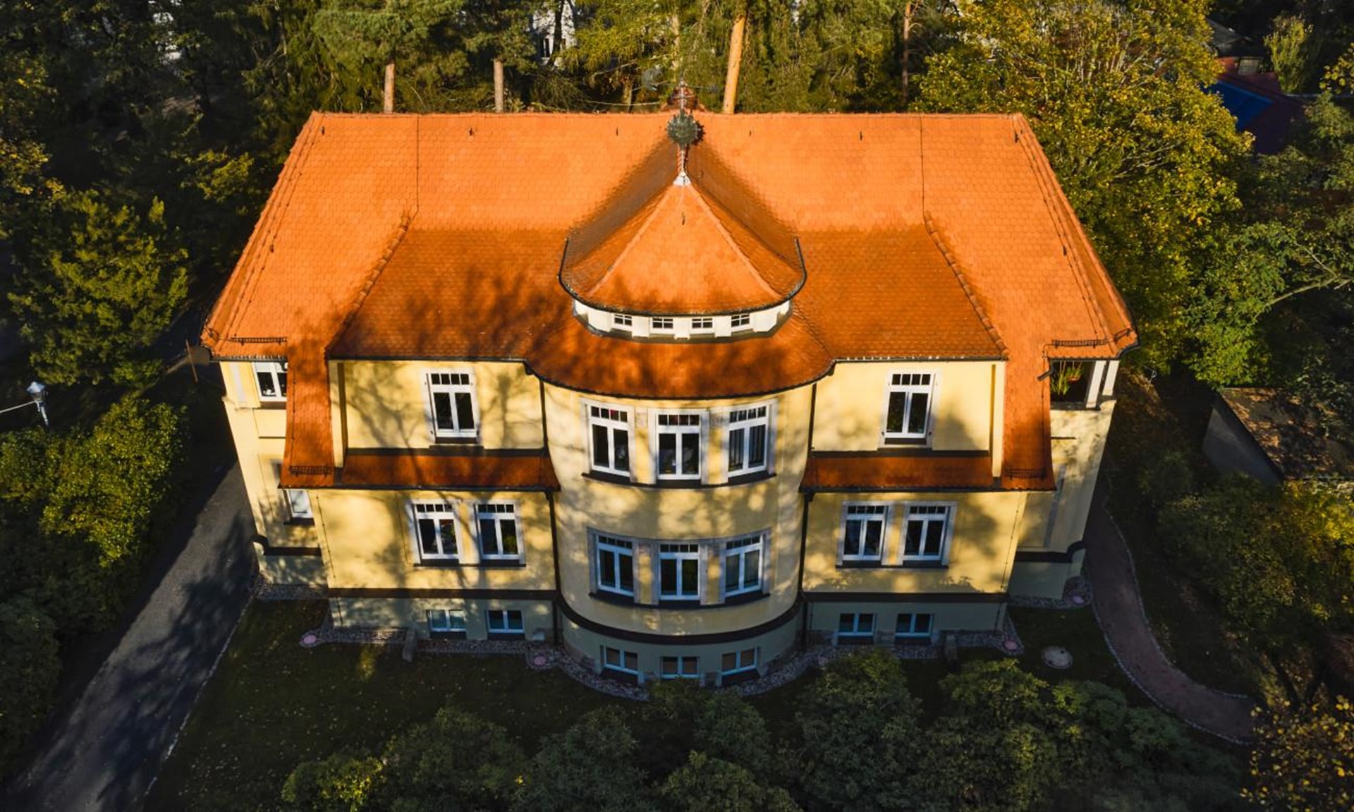 Verwaltungsgebäude Haus D