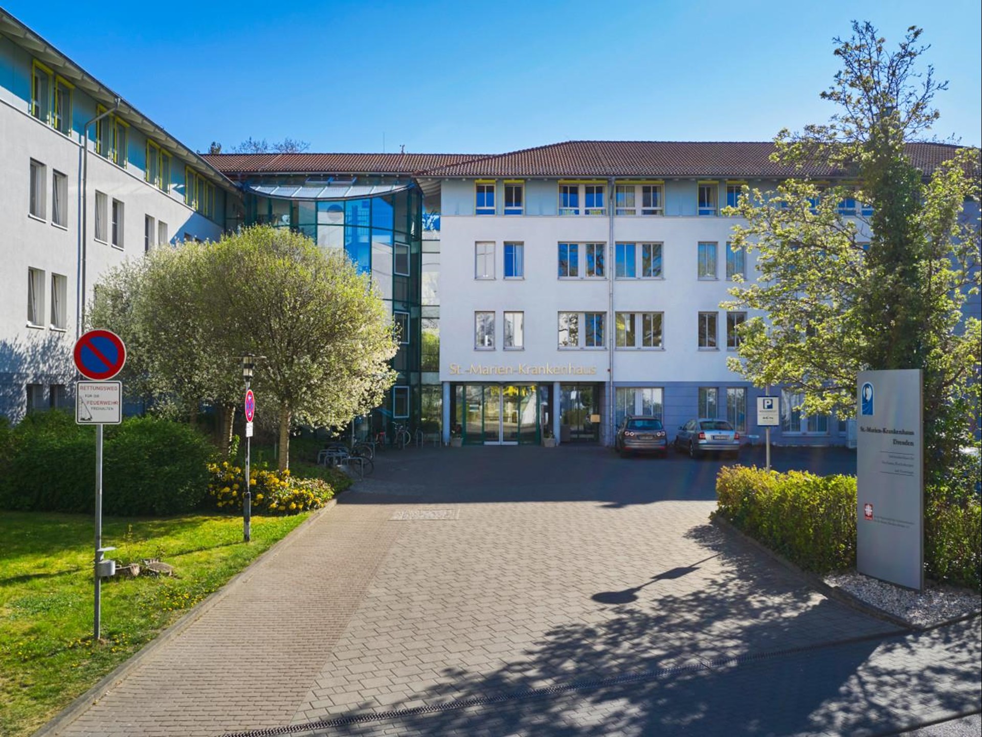 Haupteingang des St.-Marien-Krankenhauses Dresden